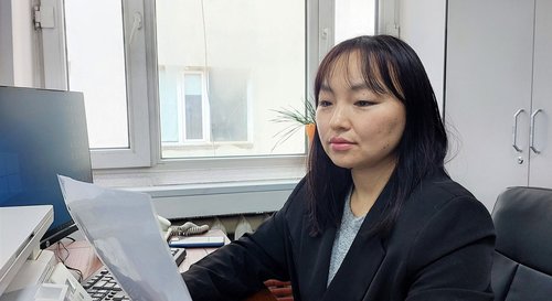 Сирид ч олон улсын тусламж ижил тэнцүү хүрээсэй